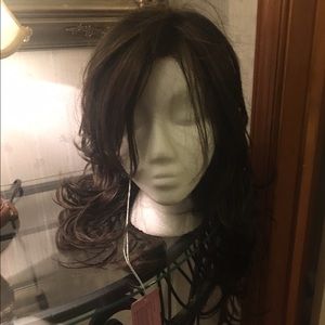 Mid length brunette wig
